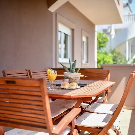 Batena Appartement *