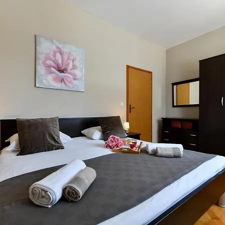 Batena Appartement *